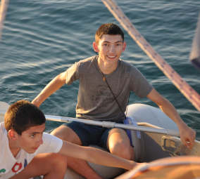 sur l'annexe au mouillage à Erquy